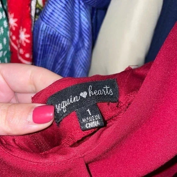 𝅺Stunning Ball Dress, Wine Red, Sequin Hearts - Picture 10 of 12